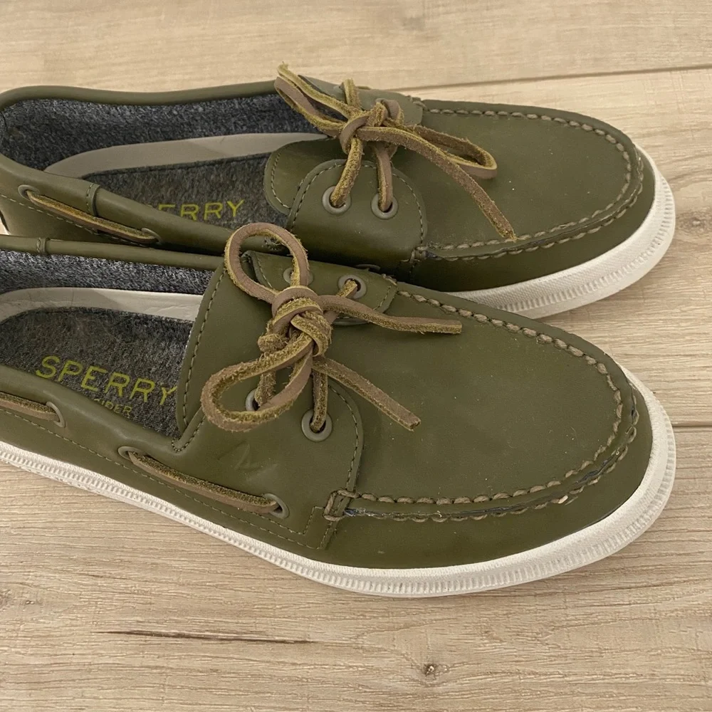 Sperry Top Sider Leather 2 Eye Raincoat Olive Green Boat Shoes